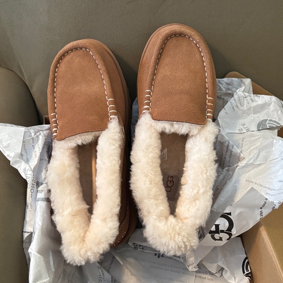 UGG Tan Shearling Slip-On Shoes - Picture 7 of 7